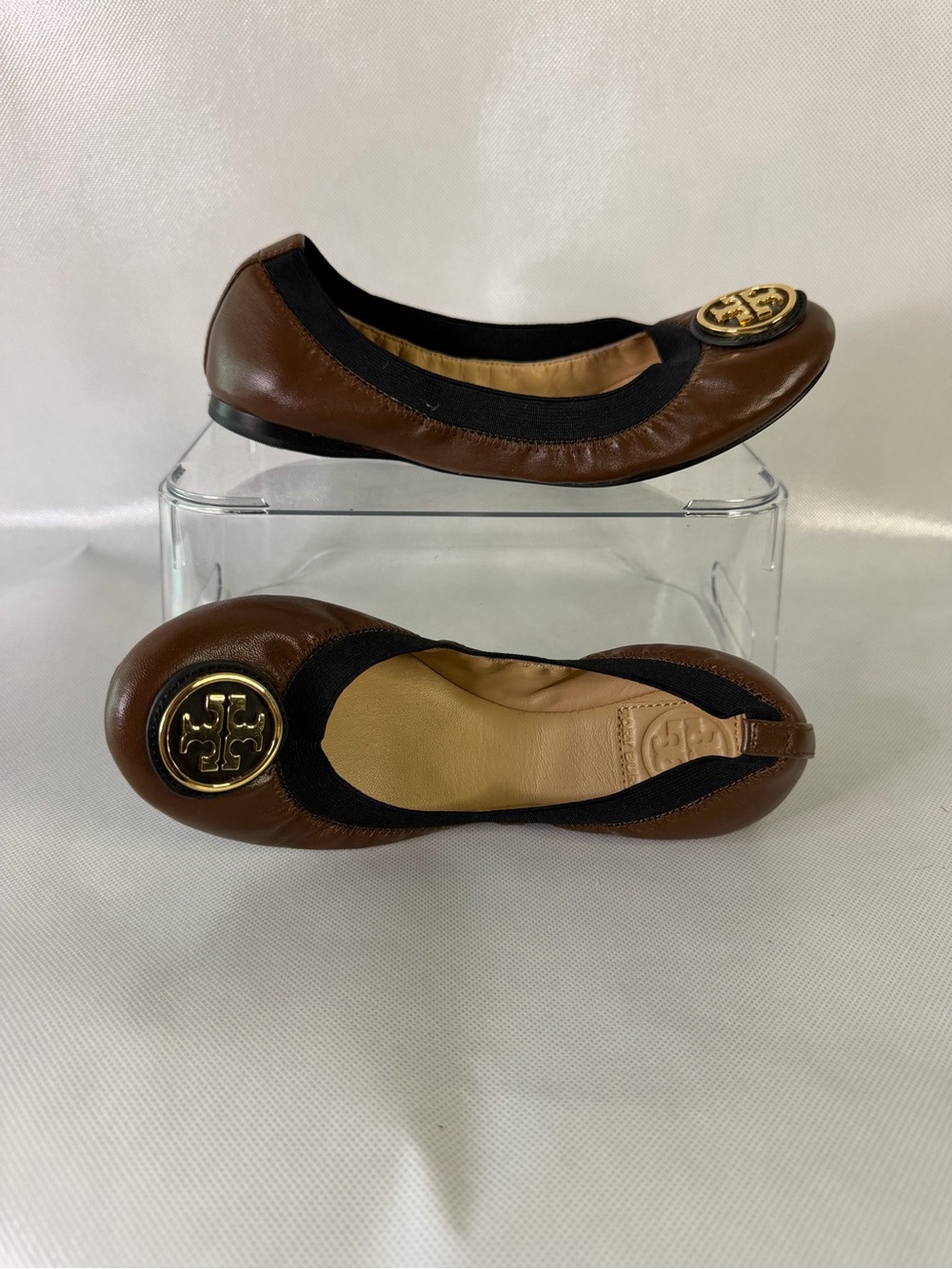 🤎 Tory Burch Brown Leather Logo Ballet Flats • Size 6M